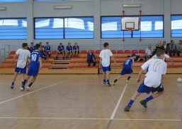 Halowy Turniej piłki nożnej w kategorii juniorów młodszych "Aleks Cup 2013"
