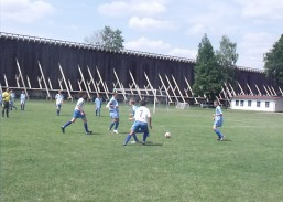 Mecz piłki nożnej ligi okręgowej  młodzików Zdrój OSiR Ciechocinek - Włocłavia Włocławek