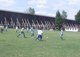 Mecz piłki nożnej ligi okręgowej trampkarzy Zdrój Ciechocinek - Zjednoczeni Piotrków Kuj.