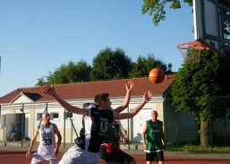 Amatorski Turniej Streetballa Trójek