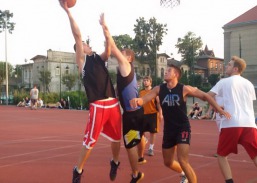 Amatorski Turniej Streetballa Trójek