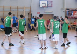 Amatorski Turniej piłki koszykowej pod patronatem Burmistrza Ciechocinka