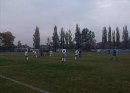 Mecz piłki nożnej ligi okręgowej juniorów młodszych  CKS Zdrój Ciechocinek- UKS Jedynka Aleksandrów Kuj.